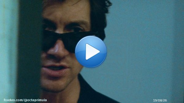 Arctic Monkeys - Sculptures Of Anything Goes (Official Video)  via @YouTube