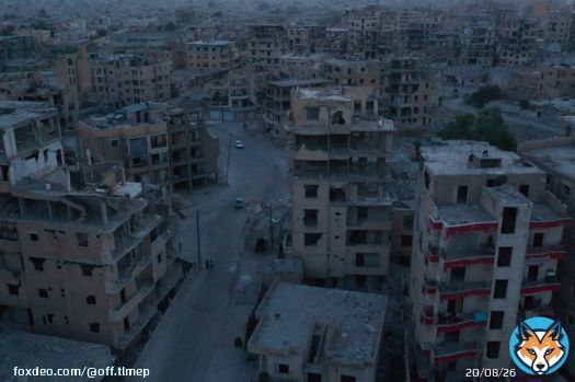 Pour son documentaire Rojek, elle est all&eacute;e &agrave; la rencontre de membres incarc&eacute;r&eacute;s du groupe arm&eacute; &Eacute;tat islamique. On n re&ccedil;oit la r&eacute;alisatrice Zayn&ecirc; Akyol @TLMEP