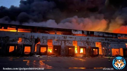 Для всех, кто считает, что армия РФ начала бить по гражданской инфраструктуре якобы &laquo;в ответ&raquo; на фронтовые неудачи, я напомню, что ещё в начале весны они били по складам с продуктами под Киевом. Негодяи всегда хотели уничтожить Украину любым путём, и не стеснялись в средствах.