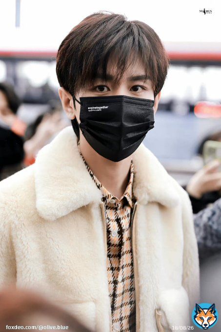 Have a nice trip, be safe and heathy!  #chengyi #ParisFashionWeek  #ChengYiLanvinFW23