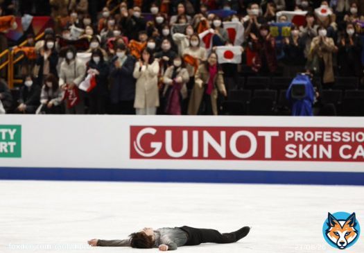 Uno Shoma right after winning a second world title is a MOOD.  #WorldFigure