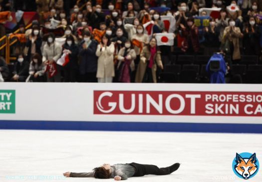 Uno Shoma right after winning a second world title is a MOOD.  #WorldFigure