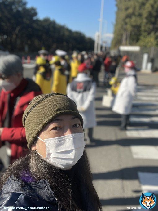 【箱根駅伝2023】 復路応援に来てます 第8区茅ヶ崎サザンビーチ辺りです。さあ、今年はテレビに映り込むのか？(笑)