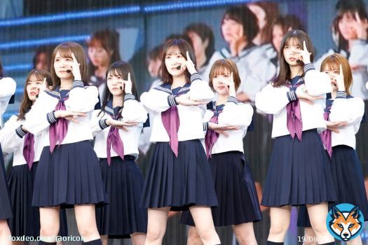 生駒里奈、乃木坂ライブに4年ぶり登場で即トレンド入りの大反響「セーラー服が恥ずかしくなりました!!」（写真 全27枚）    #生駒里奈 #生駒ちゃん #乃木坂46 #乃木坂10thバスラDay2 #乃木坂10thバスラ #伊藤万理華 @ikomarina_staff @nogizaka46