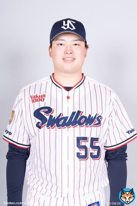 2022年新語・流行語大賞 年間大賞は《#村神様》  大賞 村神様  トップテン キーウ きつねダンス 国葬儀 宗教2世 知らんけど スマホショルダー てまえどり Yakult1000／ヤクルト1000 悪い円安  特別賞 青春って、すごく密なので   ノミネート30語＆解説   #流行語大賞
