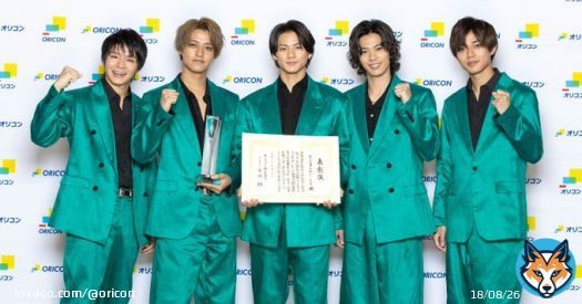 【オリコン年間】King & Princeが自身初の「シングル」1位、平野「ファンのみなさんにトロフィーをおすそ分けしたいくらい感謝」（写真 全2枚）    #KingandPrince #キンプリ #ジャニーズ #ランキング #オリコン #ツキヨミ #彩り @kingandprince_j