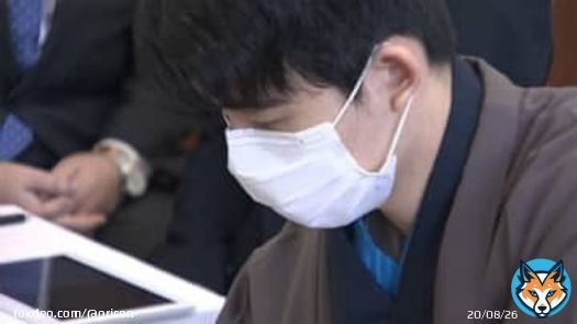 藤井聡太竜王、史上最年少で六冠達成　史上2人目   将棋の藤井聡太五冠(20歳)が渡辺明二冠(38歳)に勝利し、棋王奪取。羽生善治九段以来、2人目となる「六冠」を達成し、史上最年少の記録も更新した。  #藤井聡太 #藤井竜王 #藤井六冠 #渡辺棋王