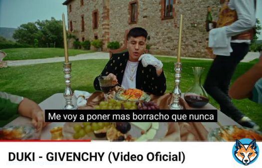 la gente: en Nochebuena todo el mundo se arregla, t&uacute; qu&eacute; te vas a poner? Yo: