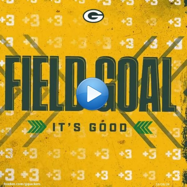 Crosby puts the #Packers up 26-20 with 2:02 to play.  #GBvsMIA | #GoPackGo
