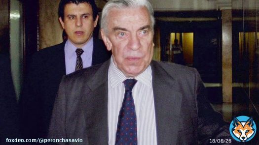 El d&iacute;a que Antonio Bussi orden&oacute; una cacer&iacute;a de indigentes para 'limpiar' las calles de Tucum&aacute;n | Los envi&oacute; en camiones al medio del desierto en Catamarca | P&aacute;gina|12 @MIUI|
