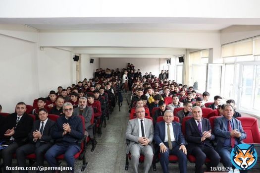 Memduh B&uuml;y&uuml;kkılı&ccedil; &ouml;ğrencilerle buluştu    Twitter G&uuml;ndemi :  #SensizOlmaz              #MehmetAkifErsoy              Bilen Herkes Kazanır