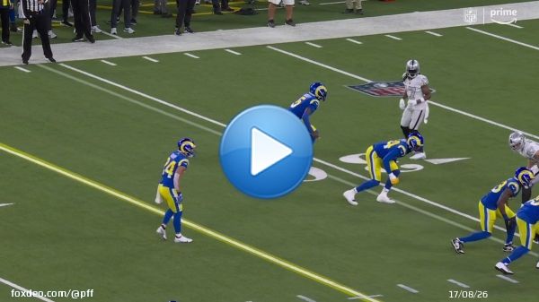Davante Adams snagged a ONE-HANDER over Jalen Ramsey