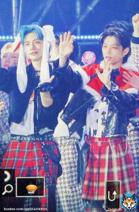 221224 wish everyone a merry merry xmas  #스트레이키즈 #straykids #현진 #hyunjin #필릭스 #felix #hyunlix #황필 #쪽냥즈