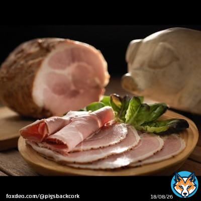 Everything you need for back to school lunches available at On the Pigs back! Our delicious home cooked ham , yummy cheese and fresh @ArbutusBread bread to make the perfect sandwich with good quality ingredients #backtoschoolshopping #goodfood #healthylunches