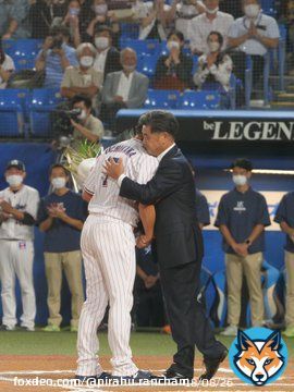 内川さん 坂口さん 嶋さん お疲れ様でした  2022/10/03 #swallows #内川聖一 #坂口智隆 #嶋基宏 #工藤公康 #近藤一樹 #田中将大