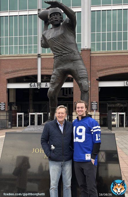 Kenny Pickett&rsquo;s last visit to Baltimore&rsquo;s M&T Bank Stadium was to receive the Johnny Unitas @GoldenArmAward from John Unitas Jr. Johnny U. would be proud of Kenny tonight! #HereWeGo #H2P
