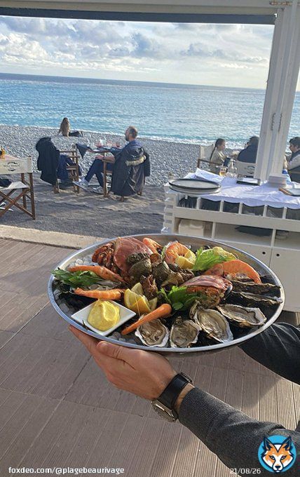 [ #RestaurantNice - #CotedAzurFrance ] J-20 avant no retrouvailles &agrave; la @PlageBeauRivage , on travaille dur sur les propositions gourmandes, patience...@VisitCotedazur @ExploreNCA