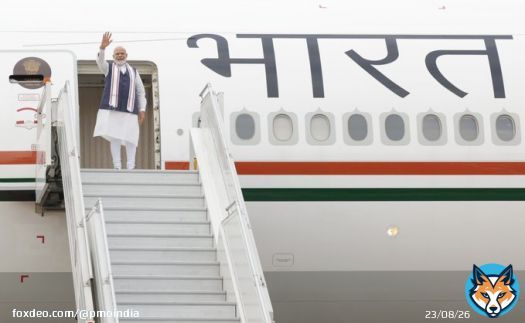 Prime Minister @narendramodi emplanes for the USA visit. He will be attending programmes in New York City and Washington DC.