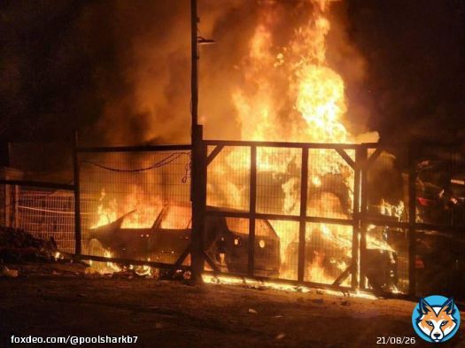 Now.. Israeli settlers are burning  hundreds of Palestinian houses, cars and shops in Huwarra near Nablus , Palestinians has no protections. #IsraeliCrimes #IsraeliApartheid