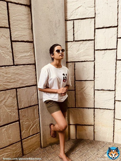 &ldquo;Be yourself because an original is worth more than a copy&rdquo;  #instagood #classyme #newpost