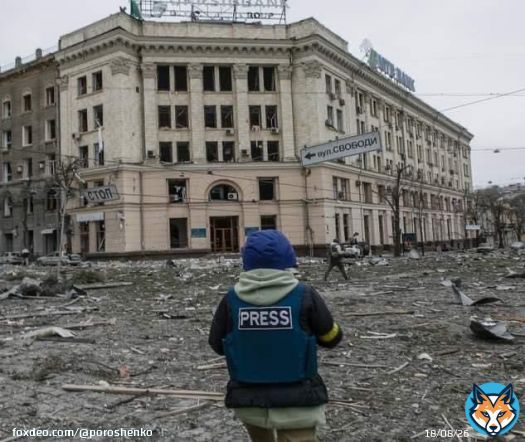 Сьогодні, у День журналіста, хочу подякувати кожному з вас, хто доносить слово правди, хто протидіє російській агресії в інформаційному полі. Мужності вам та сил у цій боротьбі.   Україна обов&rsquo;язково переможе!  Фото: Pavel Dorogoy/Depositphotos