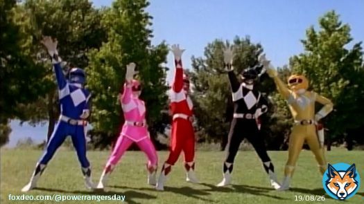 Raise your hand if you love Power Rangers #PowerRangers