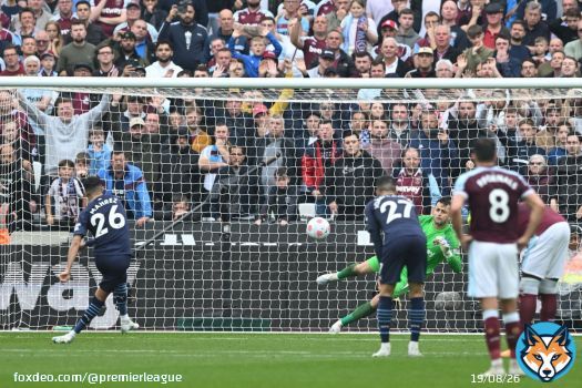 FULL-TIME West Ham 2-2 Man City  Lukasz Fabianski denies Man City victory after saving a late Riyad Mahrez penalty   #WHUMCI
