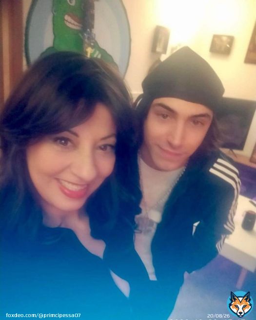Photo shared by Yaquelin Gomez on January 12, 2024 tagging @diegonaska, @yaquelin_princi, @thamsanqa___, and @diegonaska.fp. May be a selfie of 2 people, people smiling, hat and beret.
