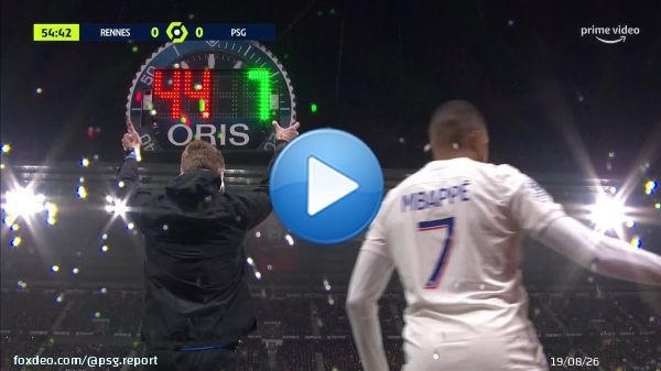 The incredible ovation that Mbapp&eacute; received from the whole stadium when he came on against Rennes!   #SRFCPSG