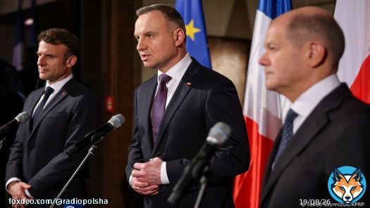 Президент Польши Анджей Дуда посетит Францию 12 июня, где примет участие во встрече лидеров стран, образующих &laquo;Веймарский треугольник&raquo;. В этот формат входят Польша, Франция и Германия.