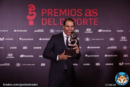 Gracias @diarioas por el cariño y el trato que me habéis brindado a lo largo de toda mi carrera, y por organizar una gala tan especial y llena de sorpresas. Gracias también a todos los aficionados y deportistas por tantas muestras de afecto; me las llevo conmigo para siempre.Show more
