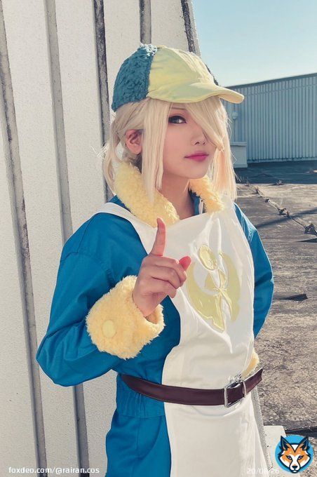 コスプレ 【Pok&eacute;monlegendsアルセウス\u2731ウォロ】  ──ヒスイ地方の歴史や伝説でしたらジブンにおまかせください！──  #コスプレイヤーさんと繋がりたい  #コスプレ初心者さんと繋がりたい　#初心者コスプレイヤーさんと繋がりたい  #cosplay #ポケモンコスプレ #ウォロ