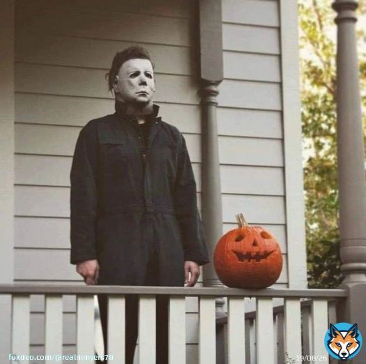 waiting for halloween be like: