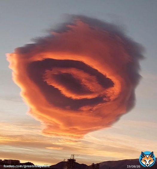 This is the HAARP-made cloud over Turkey just before the &ldquo;earthquake&rdquo; struck that killed 24,000.   The cloud looks very familiar but I can&rsquo;t put my finger on it is.