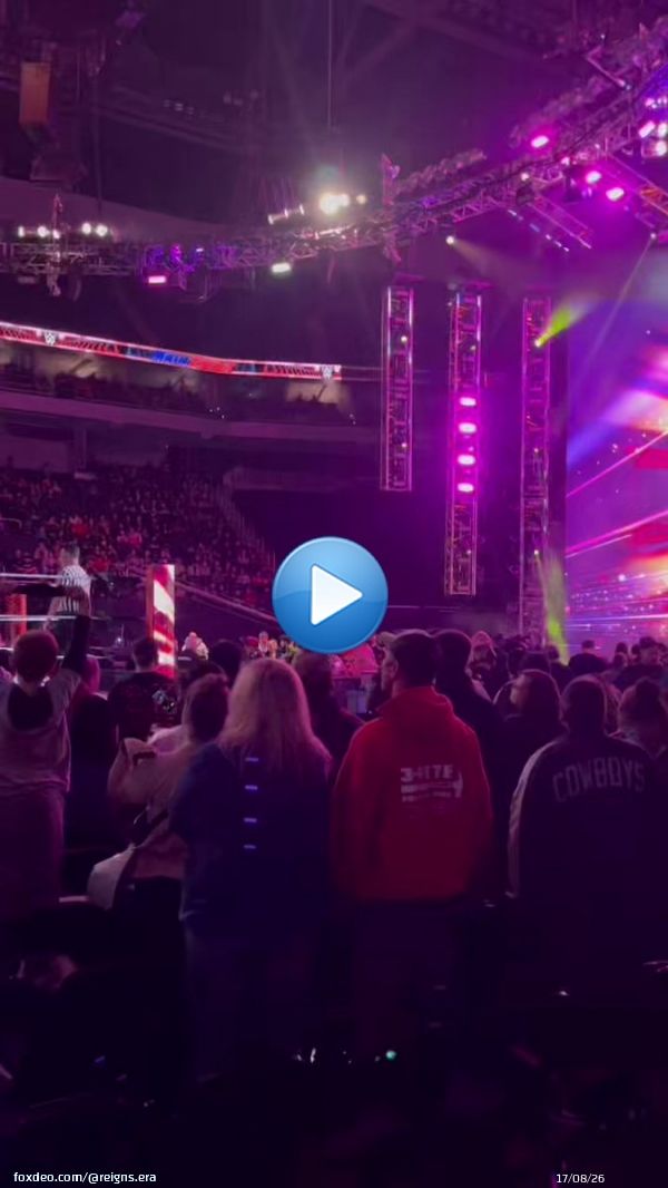 Kylie Rae is working a main event taping tonight!! W #WWERaw