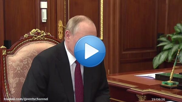 Владимир Путин провёл рабочую встречу с президентом Российской академии наук Геннадием Красниковым.    Глава РАН информировал президента о планах развития Академии наук.