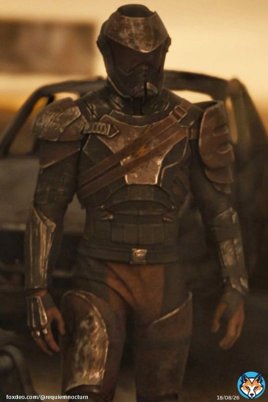 It's a dystopian future and incredibly realistic that it would look jumbled together. Don't get the complaints tbh
