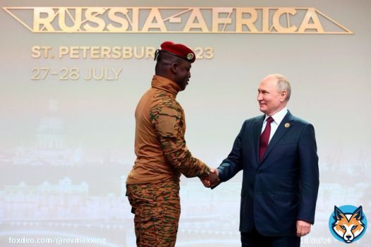 Putin is NOT your enemy   Xi Jinping is NOT your enemy   Khamenei is NOT your enemy  Kim is NOT your enemy  Lukashenko is NOT your enemy  Maduro is NOT your enemy  Bukele is NOT your enemy  Ibrahim Traore is NOT your enemy  The only enemy is corrupt US gov