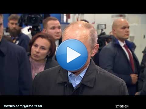 At 7 minutes 18 seconds the guy on left was allowed to ask Putin a question (video from 2017)