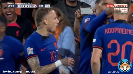 Late minute equalizer from The Netherlands vs Croatia, quite a game this is!