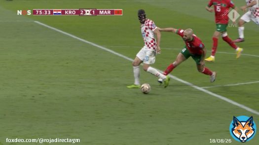 Penalti   No sancionado por el arbitro a favor de Croacia; para el VAR Bascu&ntilde;an tampoco lo vio sancionable. En mi apreciaci&oacute;n hay falta de atenci&oacute;n del defensor y derriba de manera imprudente al delantero Croata y es penal.