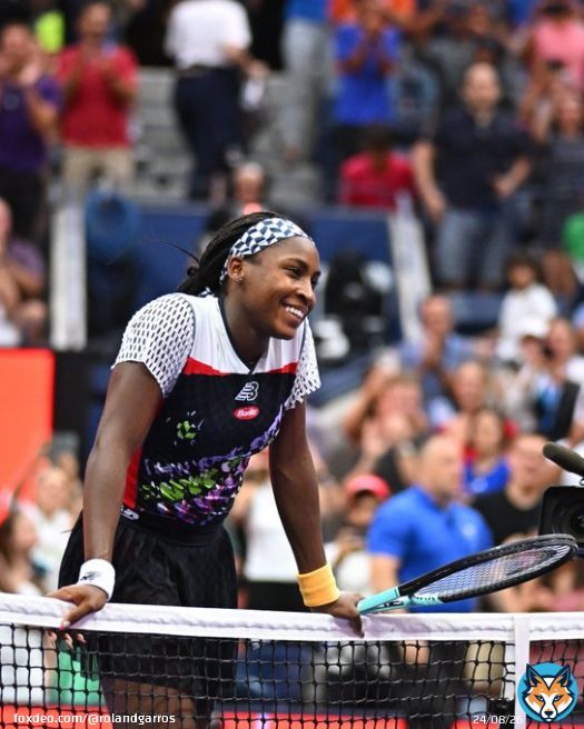 Youngest  to reach US Open QFs since 2009.   #USOpen @CocoGauff
