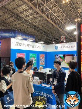 東京ゲームショウ2022、2日目 ルネ高の職員たちは早速疲れが見え始めていますが、生徒たちは超元気 ご来場の皆さん、本日もぜひお立ち寄りくださいね #TGS2022 #東京ゲームショウ2022  #ルネ高 #eスポーツ