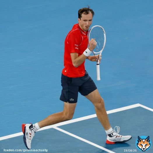Даниил Медведев (8-й в мире) вышел в третий круг Australian open, обыграв хозяина кортов Джона Миллмана (140) - 7:5, 6:2, 6:2.  В следующий круг также пробились россияне Карен Хачанов, Анастасия Потапова, Варвара Грачева.