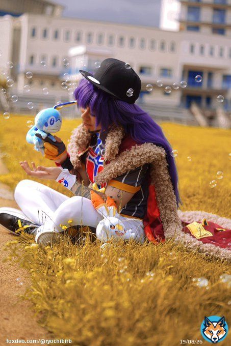 Happy pokemon-day!&deg;&bull; . . .  #コスプレ #チャンピオンレオン #チャンピオンデリオン #ポケットモンスター #ポケモンコスプレ #ポケモンソード #ポケモンシールド #PokemonDay #PokemonDay2023