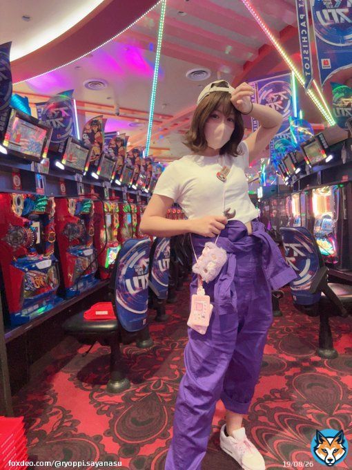 きょうの 制服はこちら笑笑  制服のテーマわかる人は すごい  #さやなすのお仕事風景 #最強寒波 #不要不急の外出 は控えよう！ #もうおうち帰る