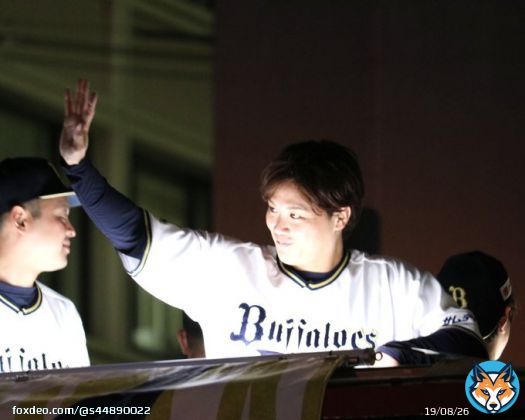 2022/11/3 御堂筋パレード #御堂筋パレード #orix_buffaloes  #伏見寅威 #オリックス優勝パレード #オリックスパレード #オリックス・バファローズ
