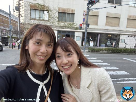 何年も前からゆりかが辞める時は一緒にと楽屋で決めたお約束をあいりさんと決行。宝塚の地で見届けました!研一の時から毎公演みせて頂いてこの退団公演泣いた。すっしーさんもラストで大階段で踊られてる姿にもう涙腺崩壊で真風涼帆に出会えて幸せでした。出会ってくれてありがとう #宙組 #真風涼帆