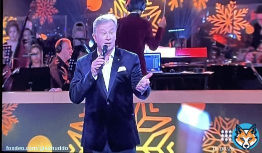 Say what you want about #carolsbycandlelight but this bloke is a legit legend