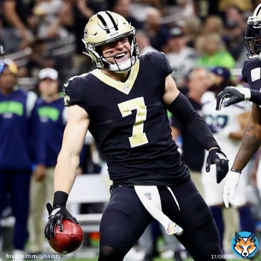 Taysom Hill so far today:   2 rushing TDs  1 passing TD  1 fumble recovery  51 rushing YDs  25 kickoff return YDs  22 passing YDs